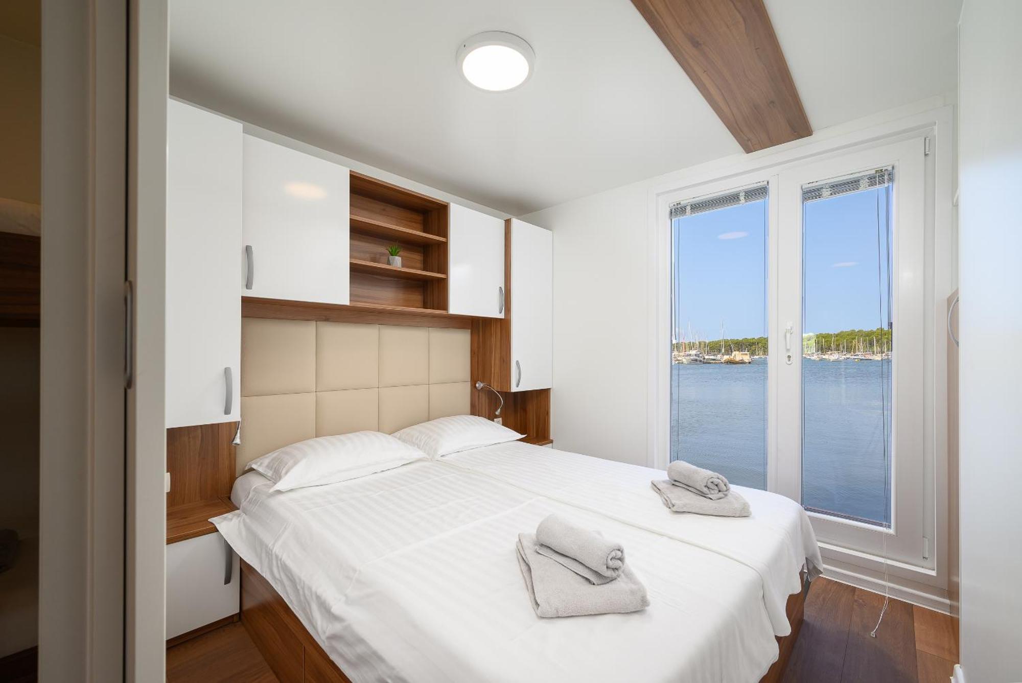 House Boat - Floating House Sofia Hotel Pula Buitenkant foto